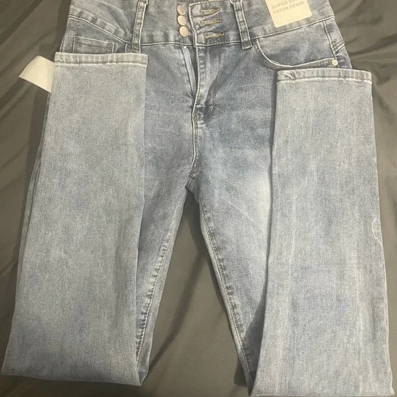 BAMBOO Blue Slim Straight Jeans with Vintage-Inspired Wash - Picture 1 of 8